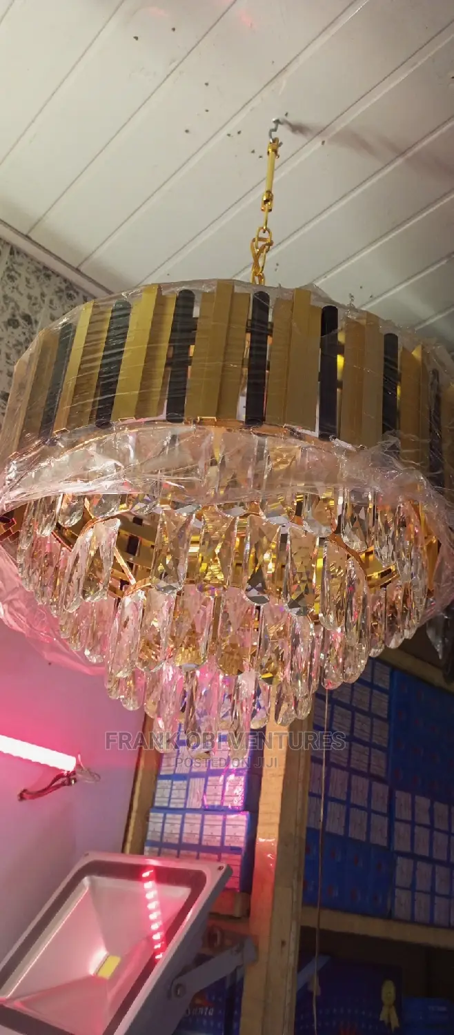 Ceiling Mount Christal