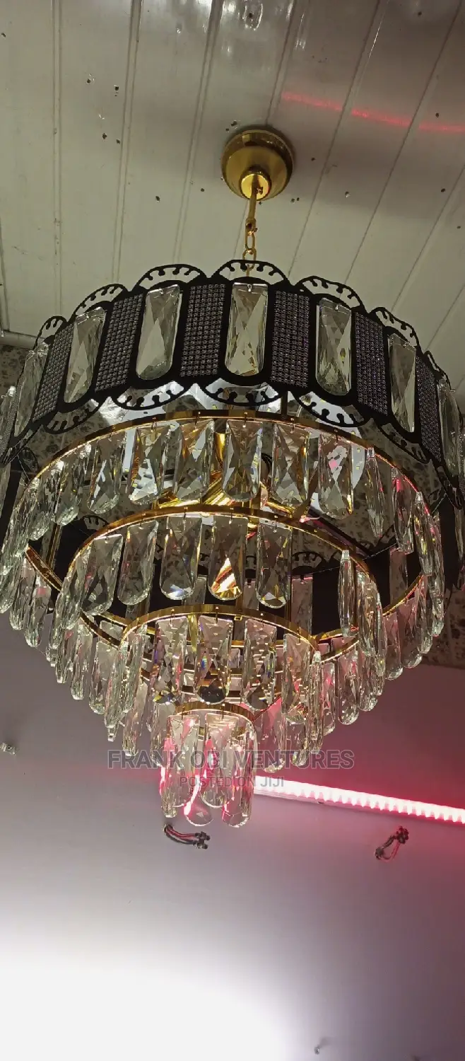 Ceiling Mount Christal