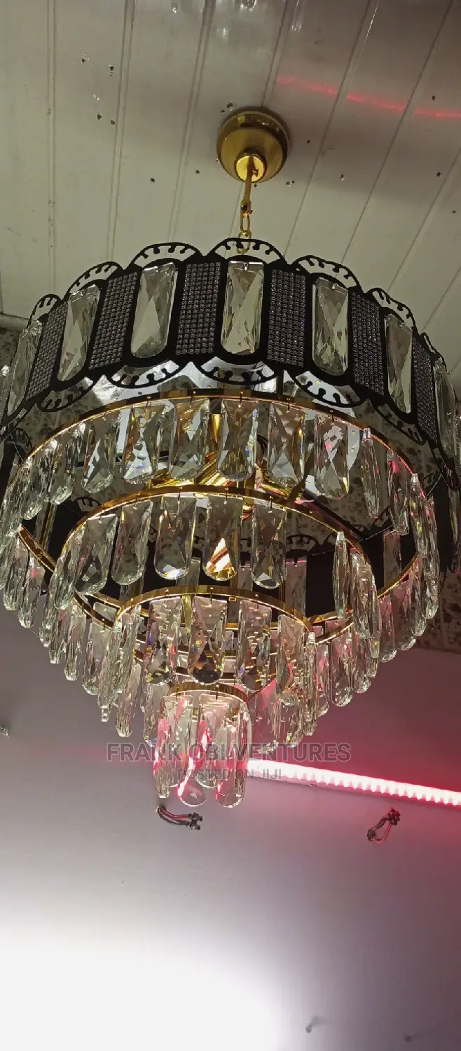 Ceiling Mount Christal