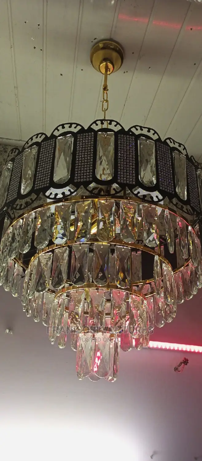 Ceiling Mount Christal
