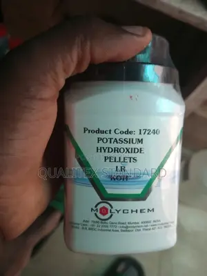 Potassium Hydroxide Pellets Molychem