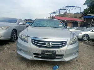 Honda Accord 2010 Silver