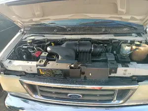 Ford E350 2006 Grey