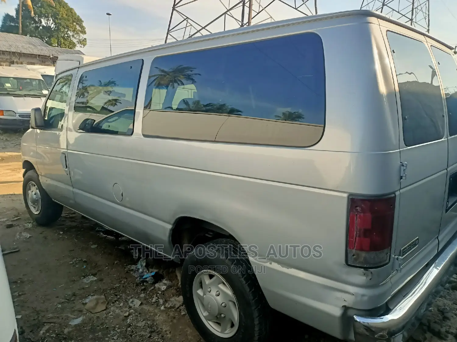 Ford E350 2006 Grey