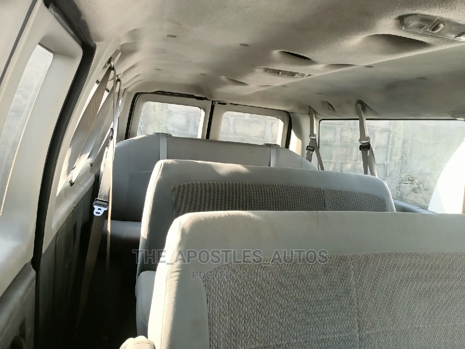 Ford E350 2006 Grey