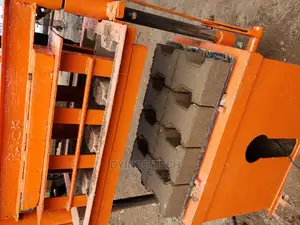 Pave Stone Machine