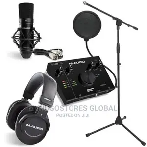 M-Audio M Audio Air 192/4 Vocal Studio Pro Bundle Stand