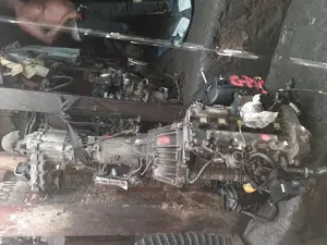 Complete Engine and Gearbox Hummer 3 Jeep 2010