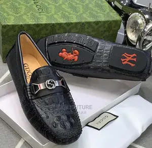 Original Italian GUCCI Drivers Available in Store