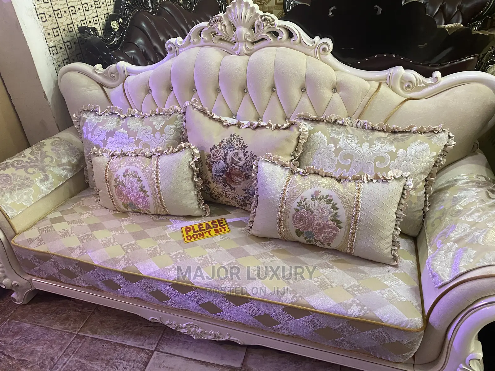 High Grade Quality Sofa 