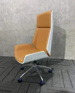 Quality Executive Adjustable Swivel Leather Office Chair.