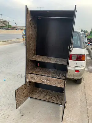 32inches Length /6fit Height Waldrobe