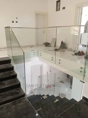 Frameles Glass for Staircase Balcony