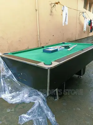 7ft Low Cost Lovely Local Snooker Table With Accessories