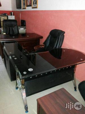 Exotic Glass Office Tables
