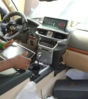 Upgrade Your Landcrushier 2010 Screen and Steering to 2022