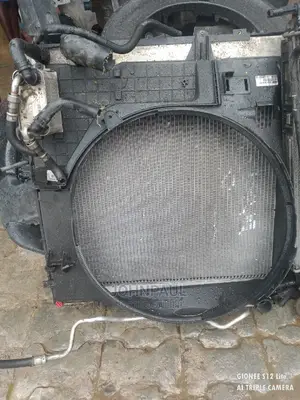 Range Rover Vogue Complete Like This Radiator 2010