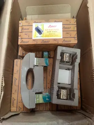 200amps Stanley Cut Out Fuse And Base.