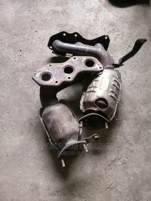 Toyota Highlander/Sienna 08-2010 Manifold Catalyst Exhaust.