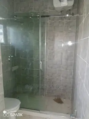 Classic Shower Cubicle Advance.
