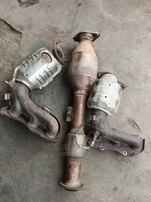 Complete Catalyst Converter Toyota Highlander 2015 Model
