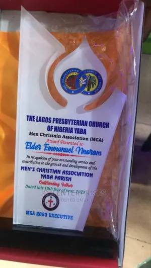 Acrylic Award Plaque U07