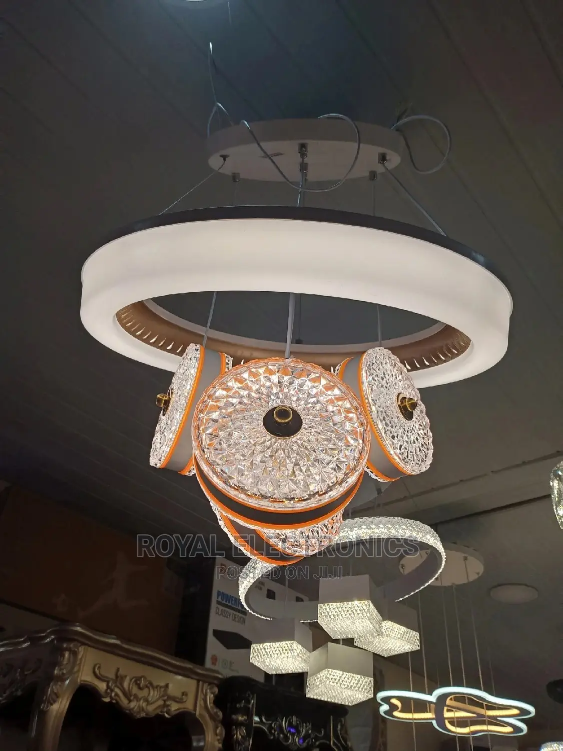 Top Class Durable Chandelier Light