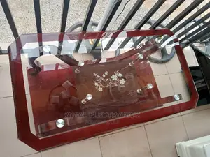 World Class Standard Tempered Glass Center Table