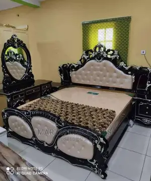 Royal Bed 6x7 With 2 Side Drawers and Dressing Mirror