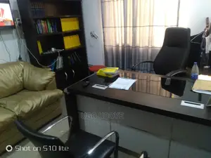 Lawyer/Legal Services