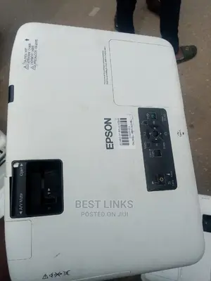 Epson Projector 4000 Lumens
