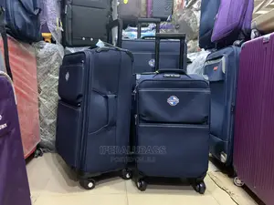 High Quality Light Weight Imported Traveling Luggage