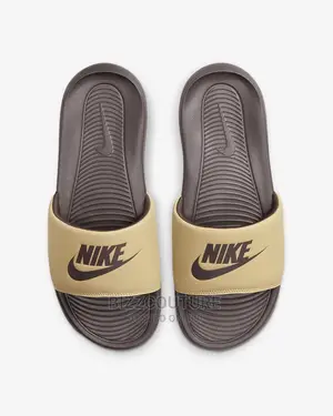 Original NIKE Victori Slides Size 40-50 Available in Store