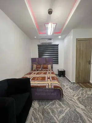 Dinero Topaz - Studio Apartment Surulere