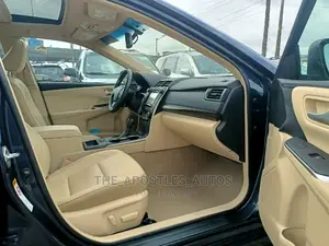 Toyota Camry 2016 Blue