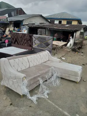 L Shaped Chair at Affordable Price