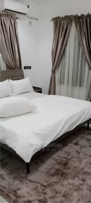 2 Bedroom for Shortlet