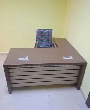 Executive Office Table With Extension