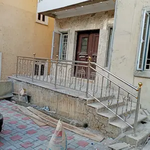 Stainless Steel Handrail Design With Gold Combing