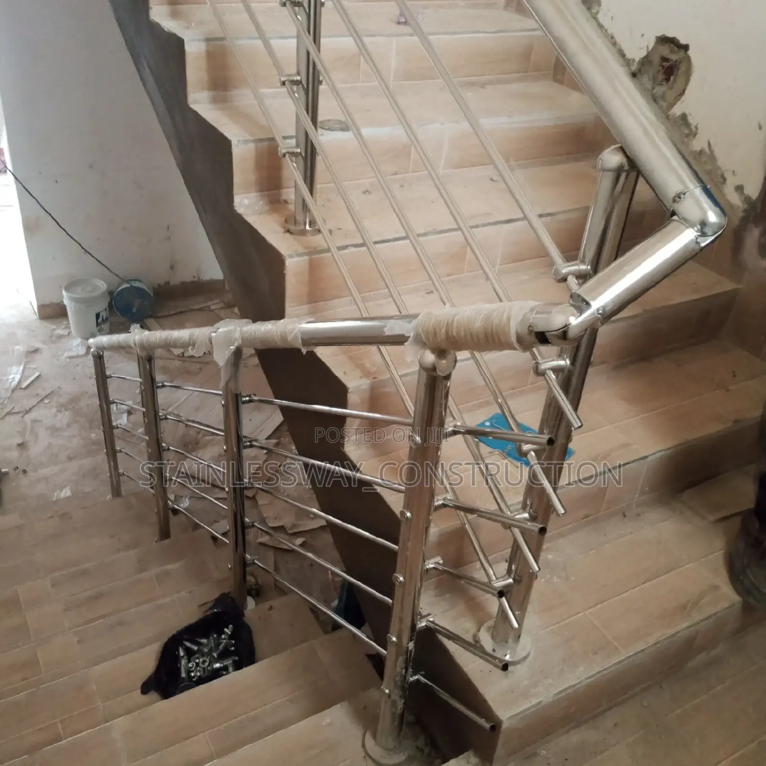 Stainless Handrail Design