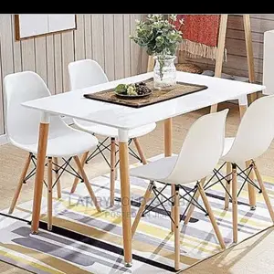 Imported High Quality Dinning Set With Wooden Legs
