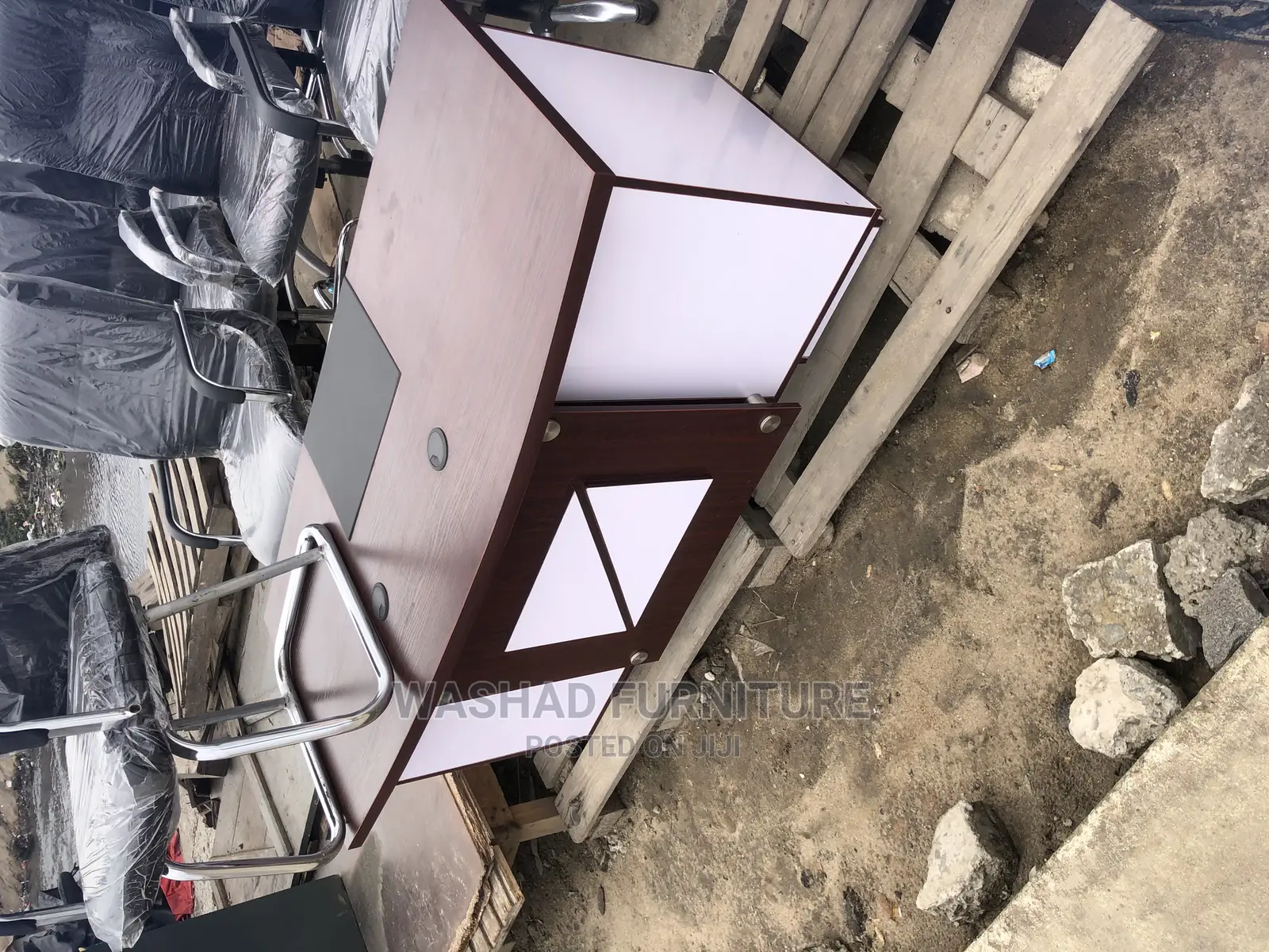 Five Feet Executive Table