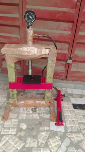 Hydraulic Press 12 Ton