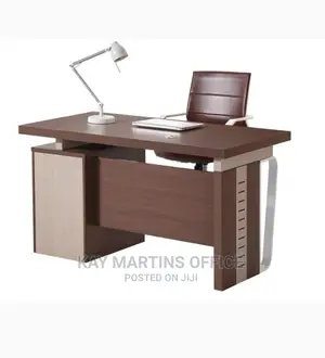 Quality Executive Director Table With Metal Legs
