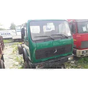 Mercedes Benz 2219.