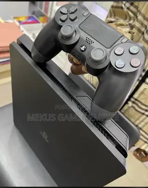Ps4 Slim Console With All the Accessories