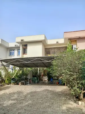 3bdrm Townhouse/Terrace in Wuse 2 for sale