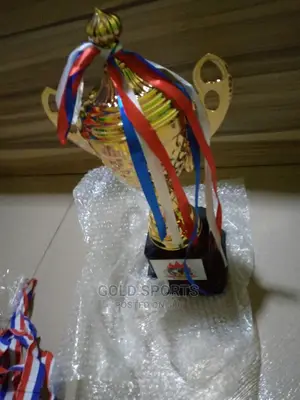 Trophy Cup O5