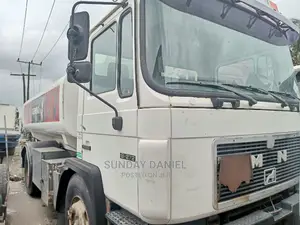 Man Diesel Tank Truck Capacity 4 Compartment