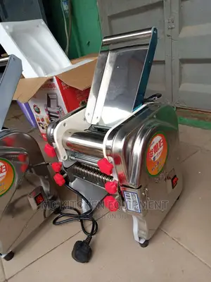 Size 160 Chin Chin Cutter Machine (Automatic)